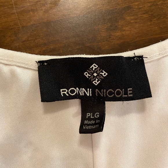 Cute White Sundress ☀️ size Petite LG - Picture 3 of 5